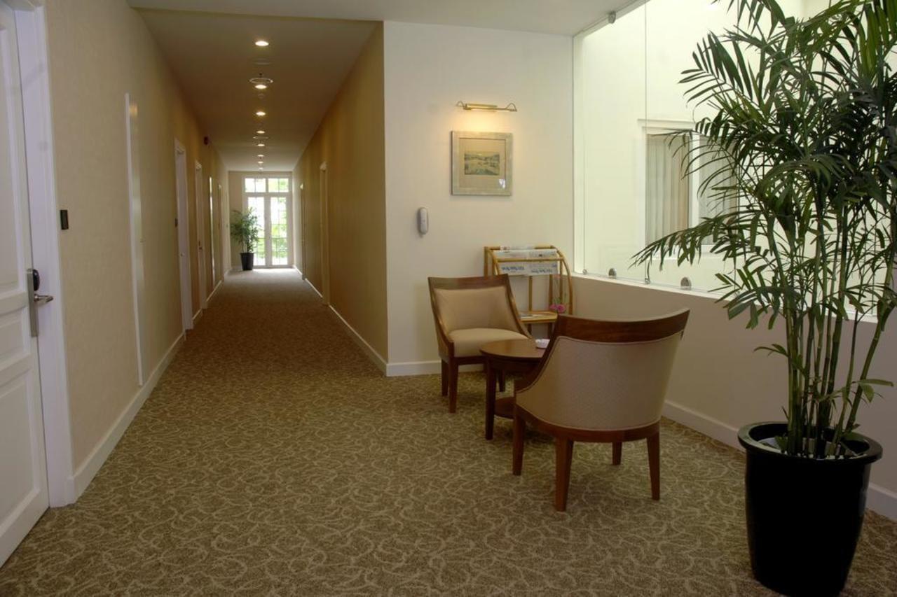 Catina Saigon Hotel Хошимин Екстериор снимка