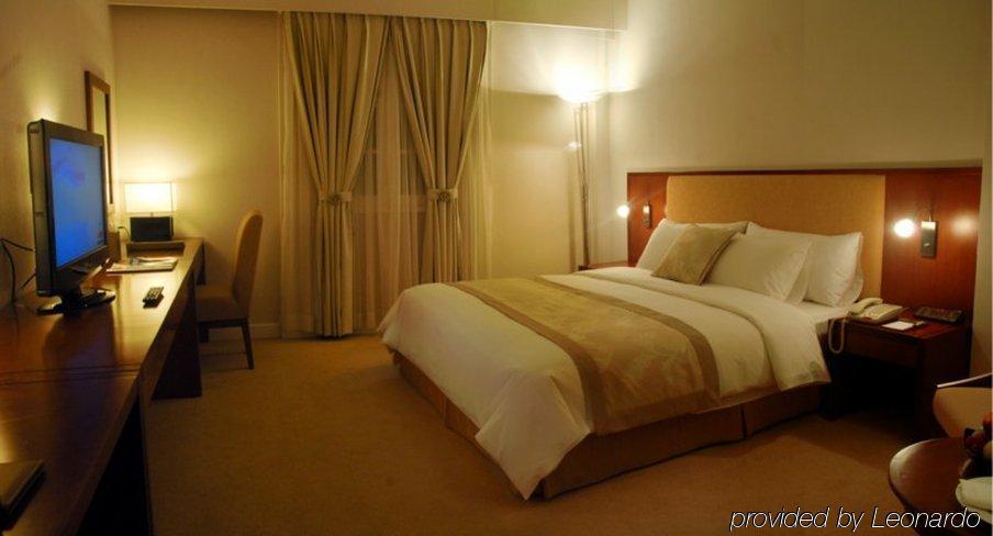 Catina Saigon Hotel Хошимин Стая снимка