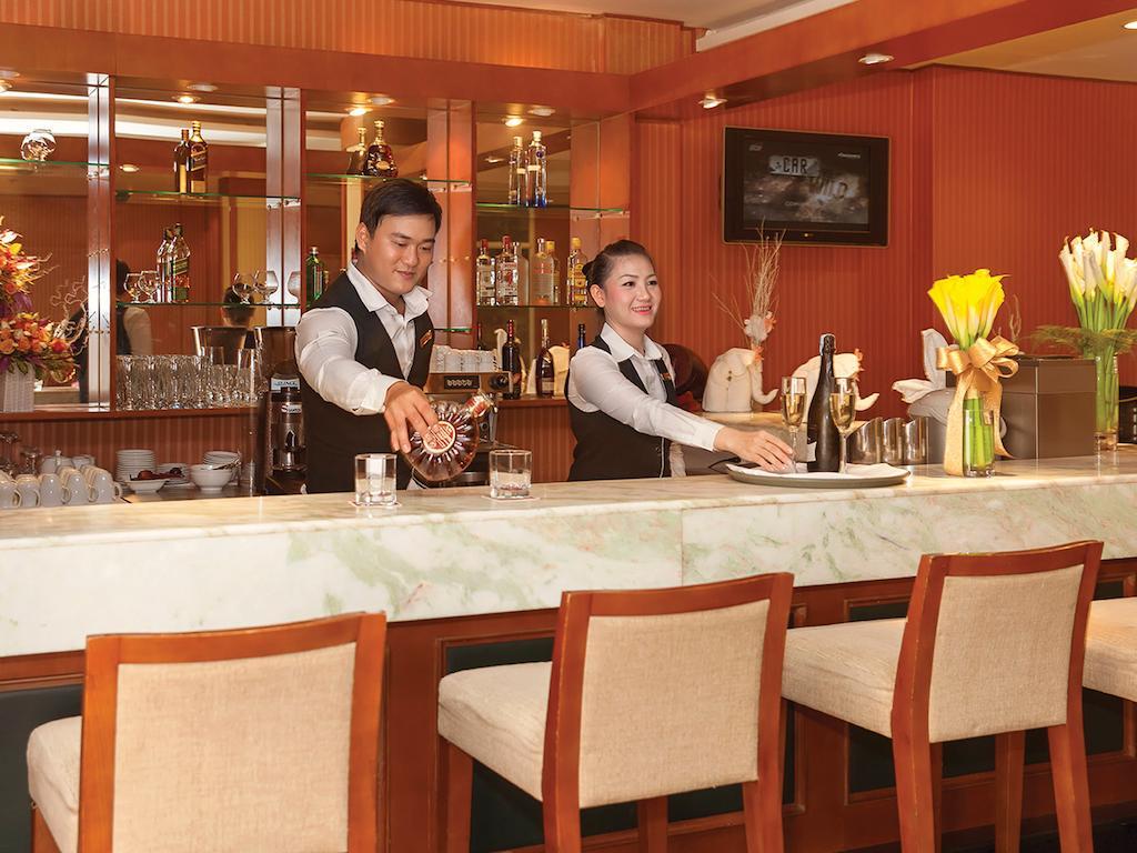 Catina Saigon Hotel Хошимин Екстериор снимка