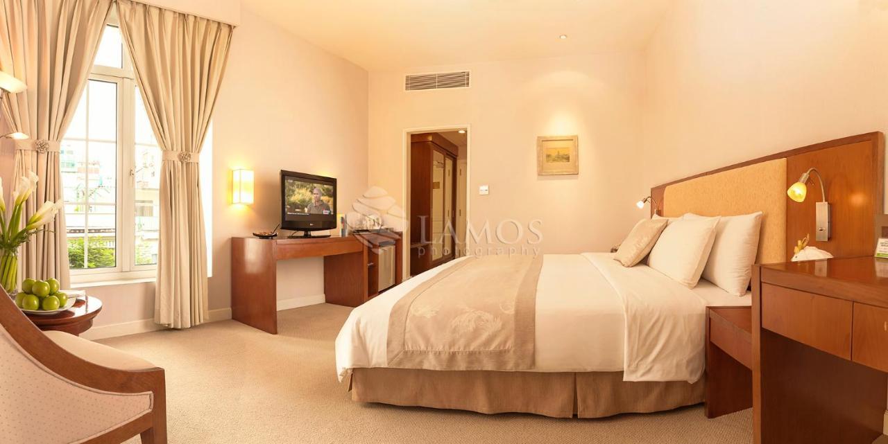Catina Saigon Hotel Хошимин Екстериор снимка