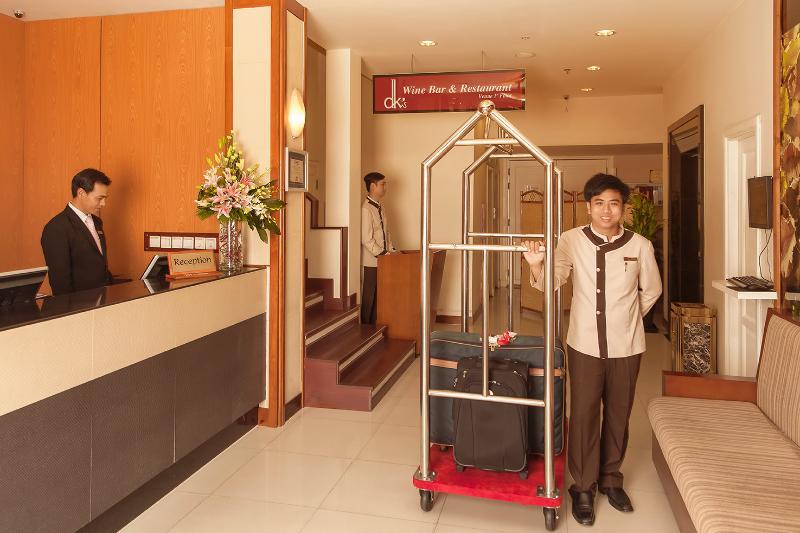 Catina Saigon Hotel Хошимин Екстериор снимка